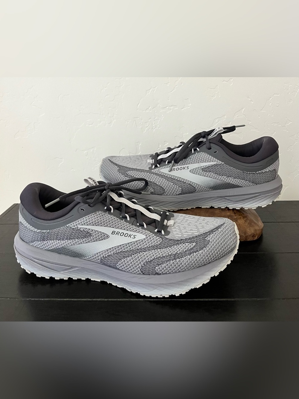 Brooks Revel 7 Gray Men's Size 13 Balanced Cushion Road Running Shoes Sneakers